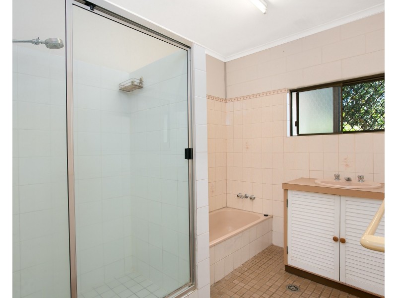 2 Witney Close, Edmonton QLD 4869