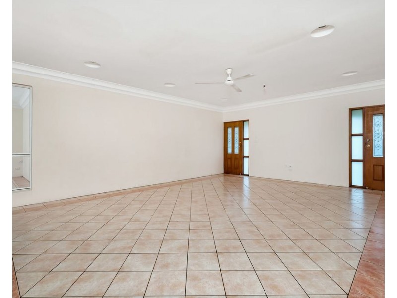 Bentley Park QLD 4869