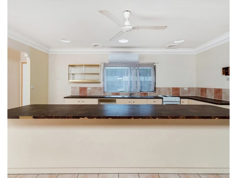 Bentley Park QLD 4869