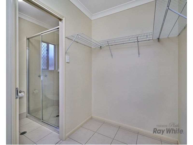 Bentley Park QLD 4869