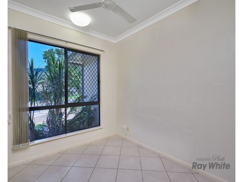 Bentley Park QLD 4869