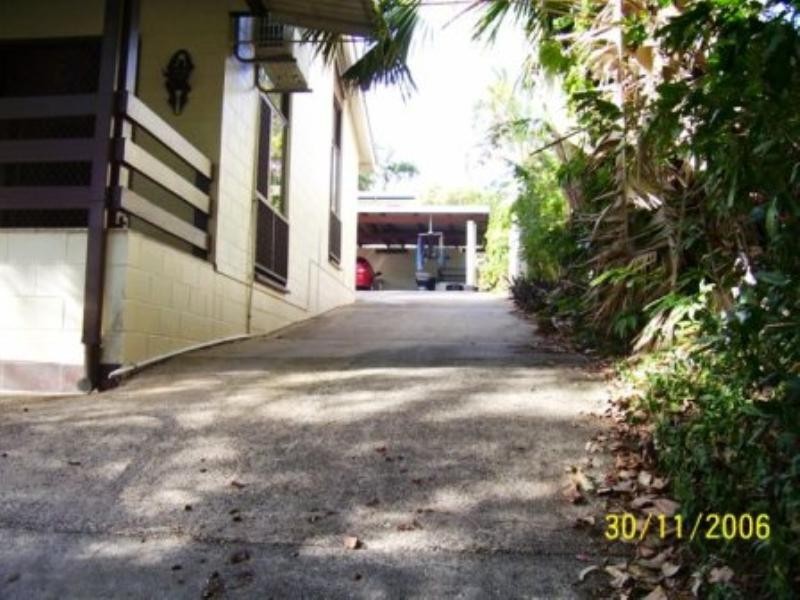 Mooroobool QLD 4870