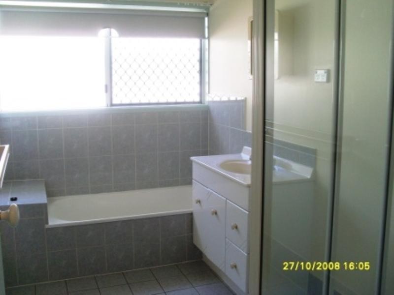 Bentley Park QLD 4869