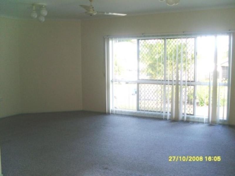 Bentley Park QLD 4869