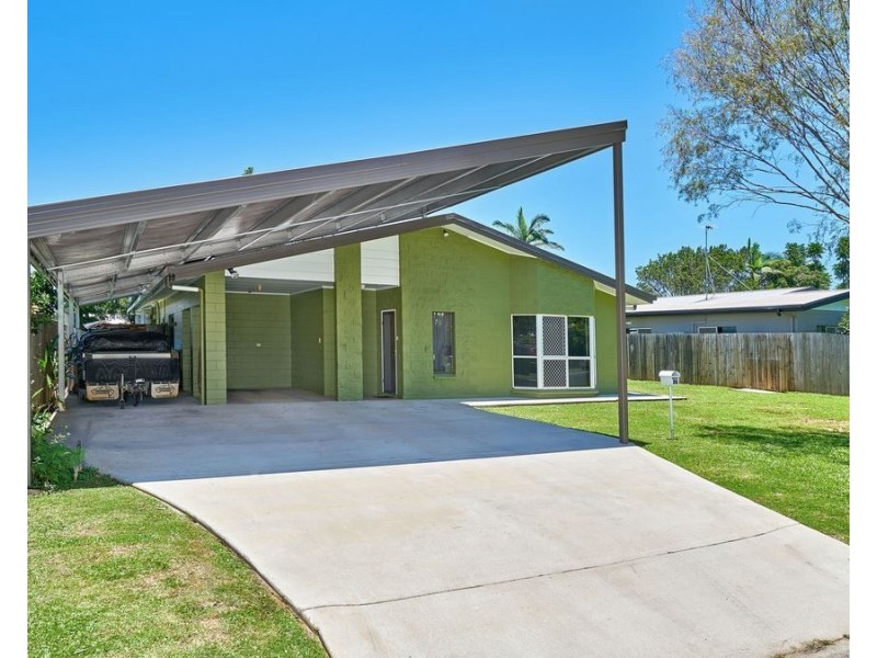 Bentley Park QLD 4869