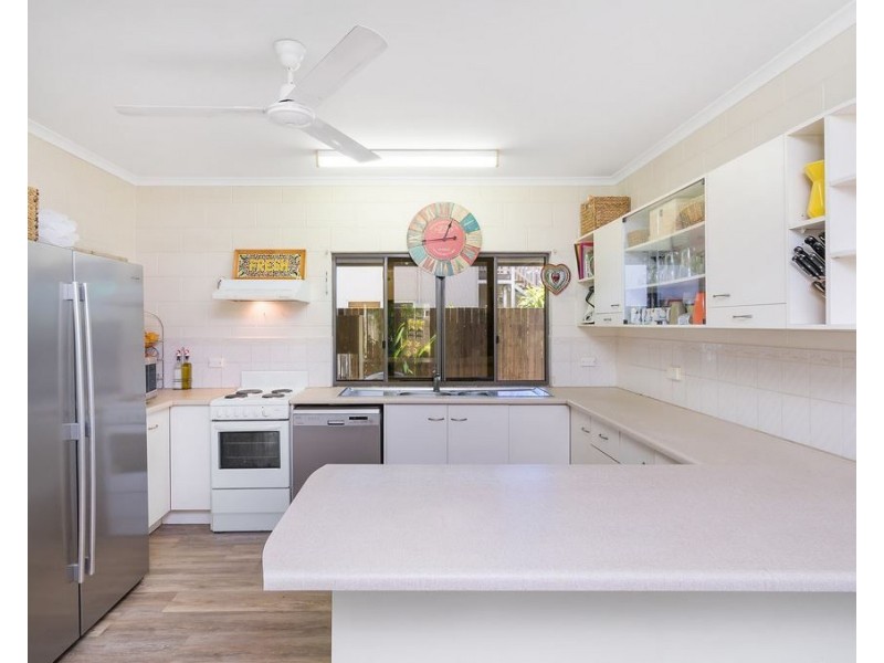 Bentley Park QLD 4869