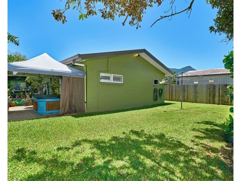 Bentley Park QLD 4869