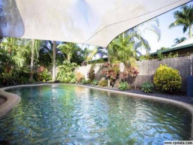 Bentley Park QLD 4869