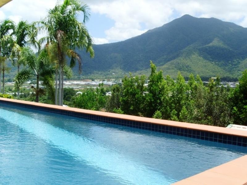 9 Jumna Close, Bentley Park QLD 4869