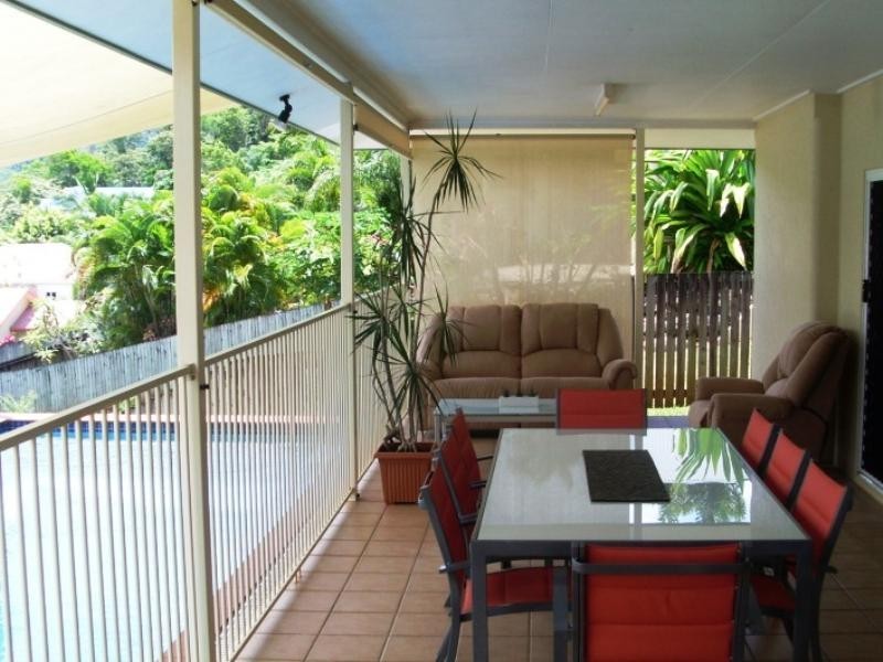 9 Jumna Close, Bentley Park QLD 4869