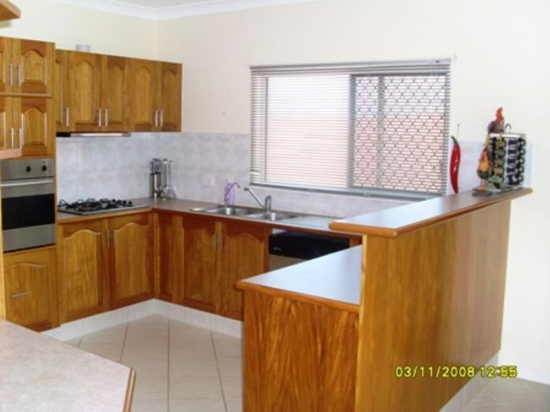 9 Jumna Close, Bentley Park QLD 4869