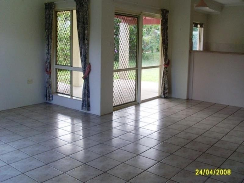 Bentley Park QLD 4869