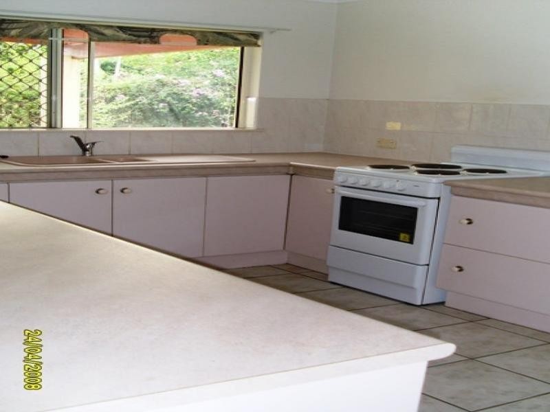 Bentley Park QLD 4869