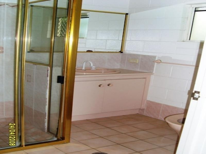 Bentley Park QLD 4869