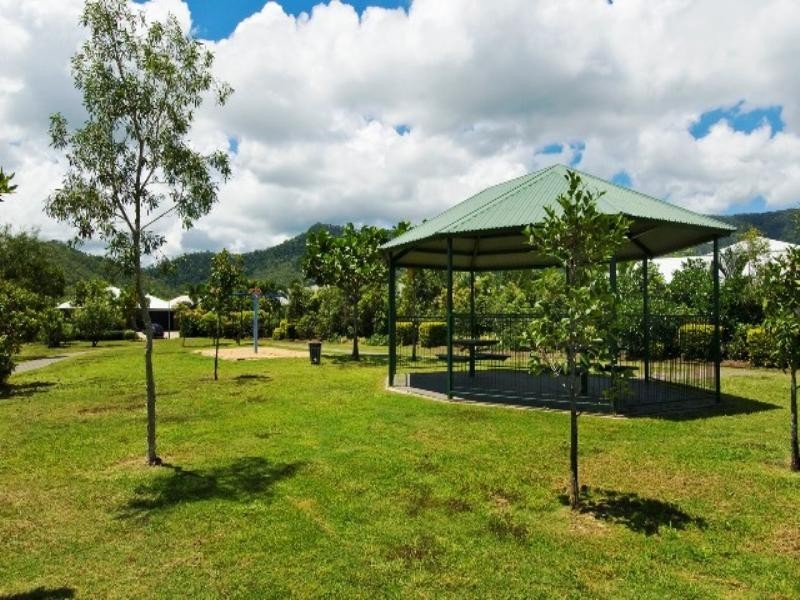 8 Etty Street, Kewarra Beach QLD 4879