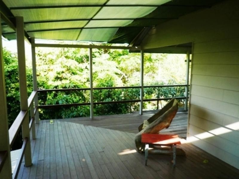 20 Allinga Close, Bentley Park QLD 4869