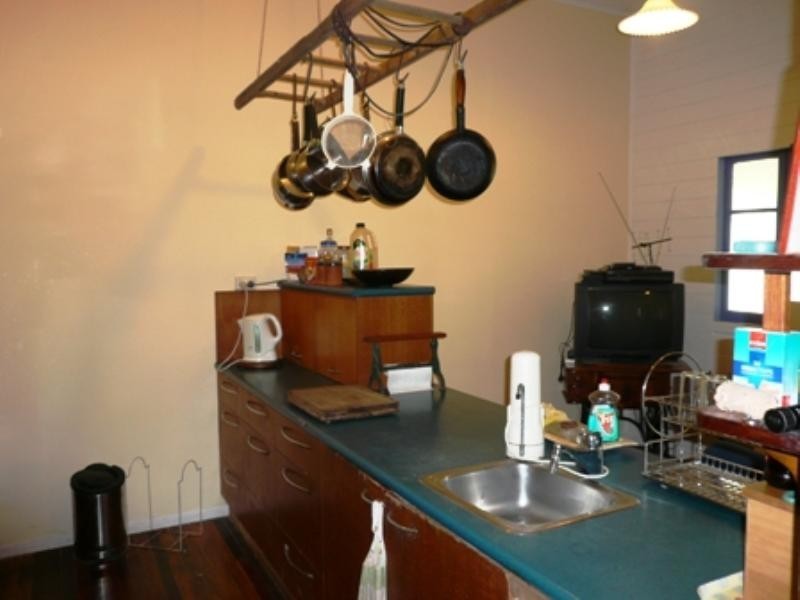 20 Allinga Close, Bentley Park QLD 4869