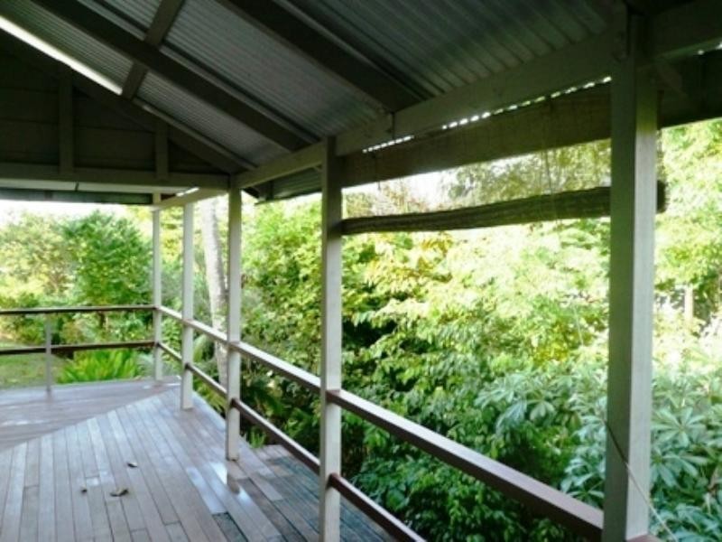 20 Allinga Close, Bentley Park QLD 4869