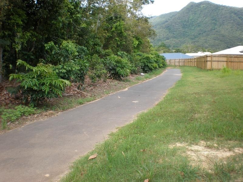 Bentley Park QLD 4869