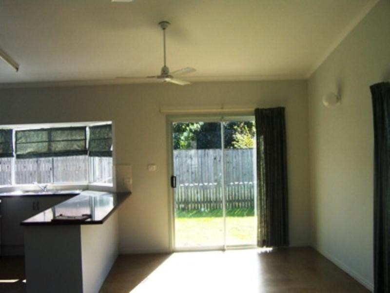 Bentley Park QLD 4869