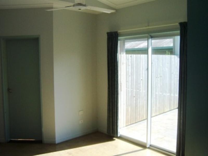 Bentley Park QLD 4869