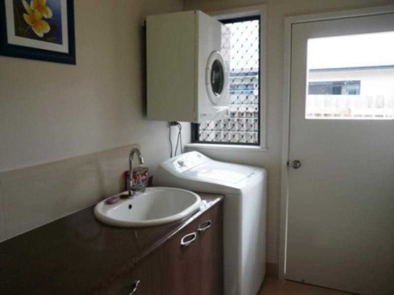 10 Lennox Street, Edmonton QLD 4869