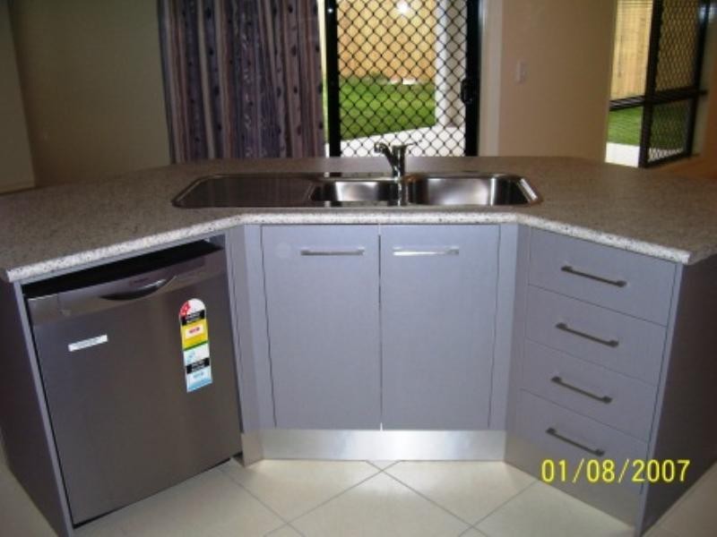 Bentley Park QLD 4869