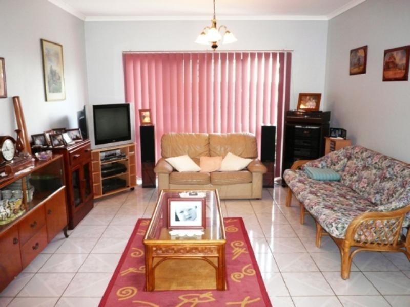 Bentley Park QLD 4869