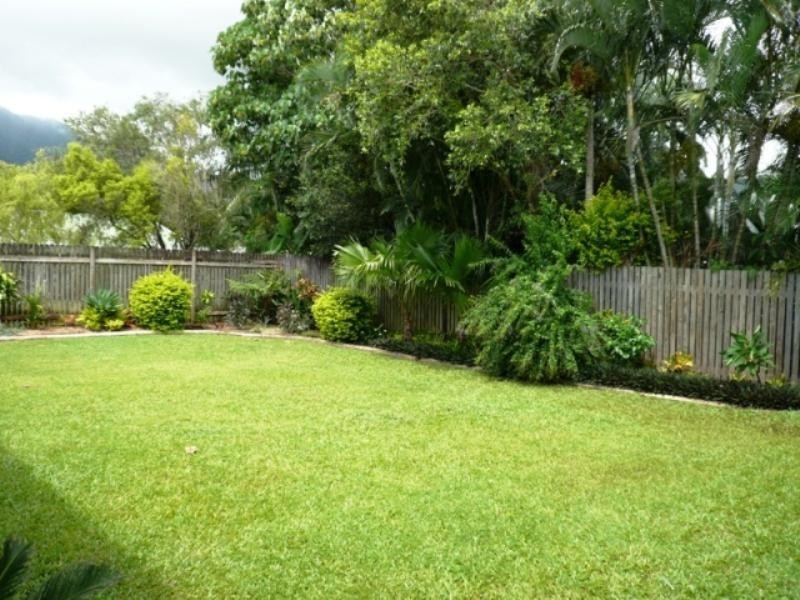 Bentley Park QLD 4869