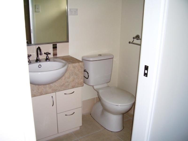 Bentley Park QLD 4869