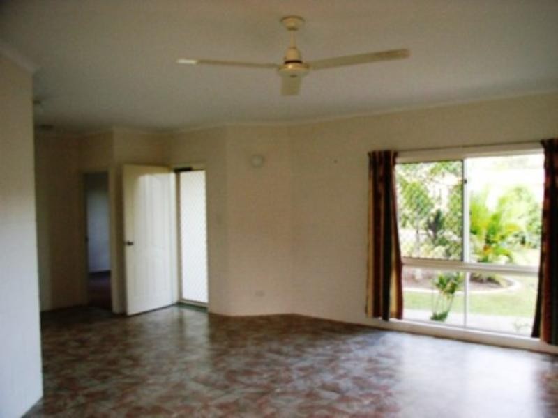 Bentley Park QLD 4869