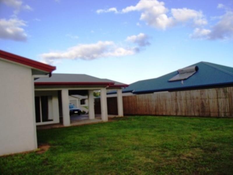 Bentley Park QLD 4869