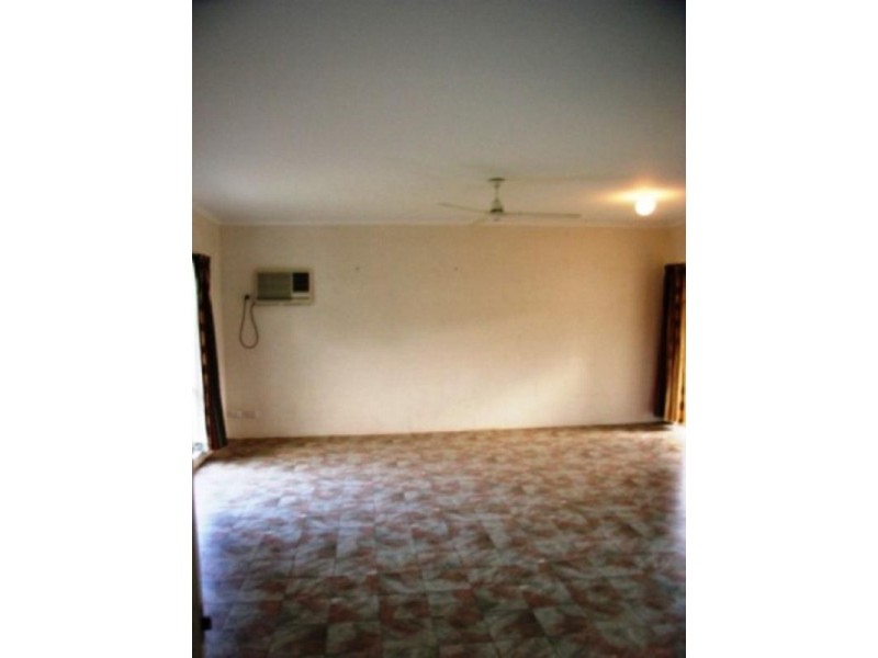 Bentley Park QLD 4869