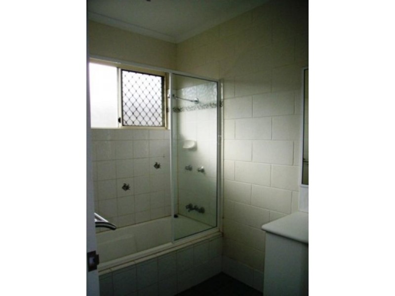 Bentley Park QLD 4869