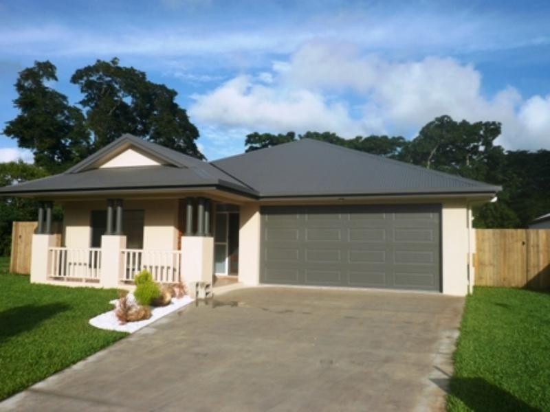 24 Lennox Street, Edmonton QLD 4869