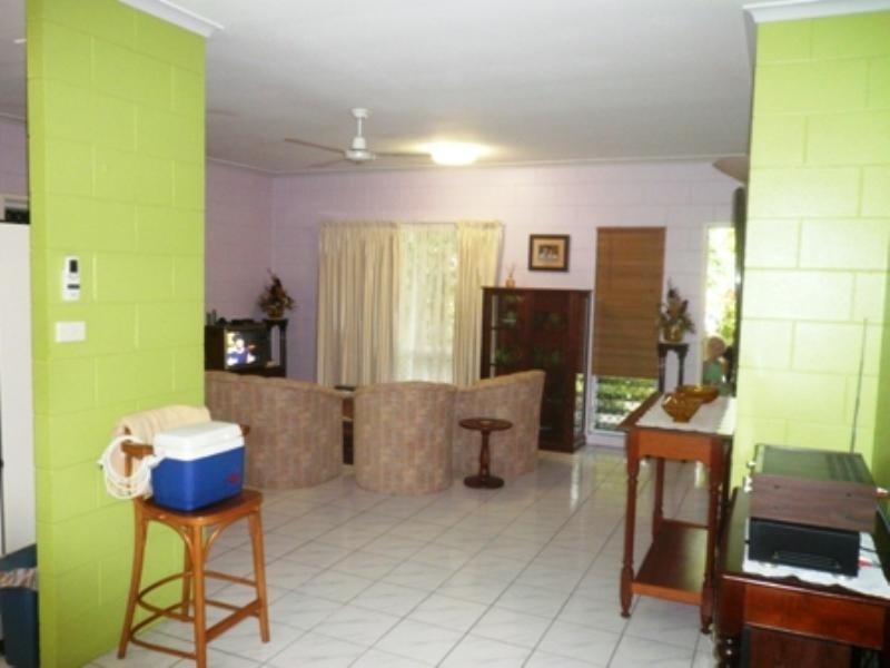 Bentley Park QLD 4869