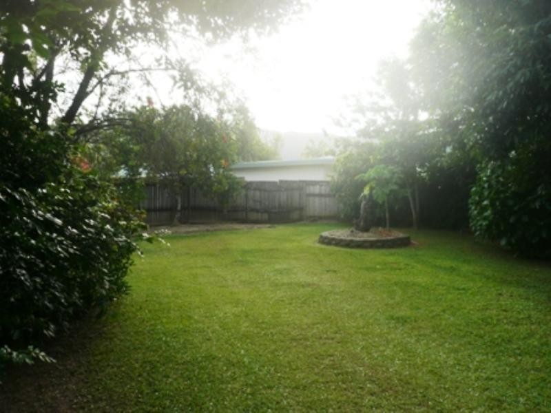 Bentley Park QLD 4869