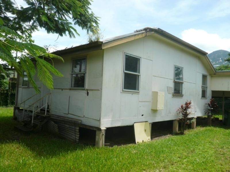 3 Nielsen Street, Aloomba QLD 4871