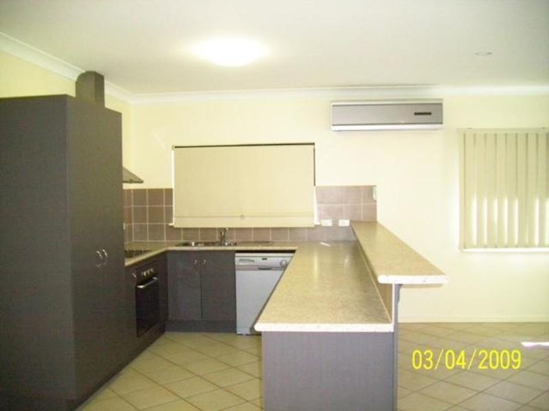 Bentley Park QLD 4869