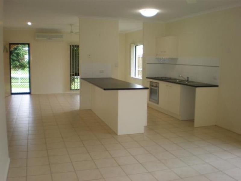 Bentley Park QLD 4869