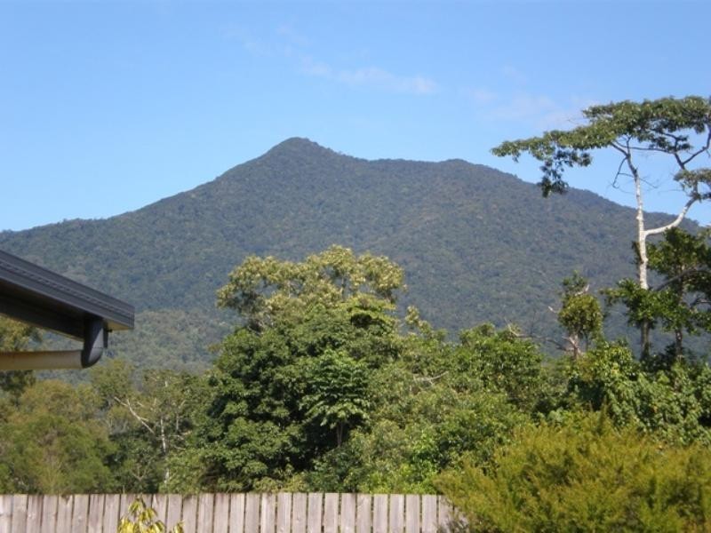 Bentley Park QLD 4869