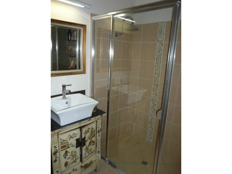 27 Bundey Street, Bentley Park QLD 4869