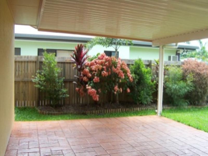 Bentley Park QLD 4869