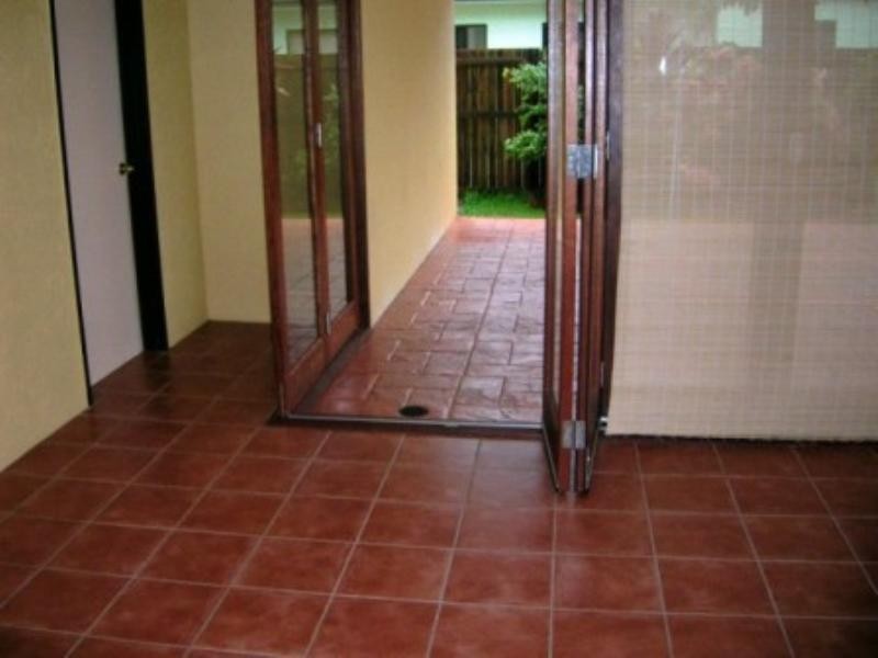 Bentley Park QLD 4869