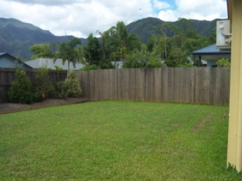 Bentley Park QLD 4869