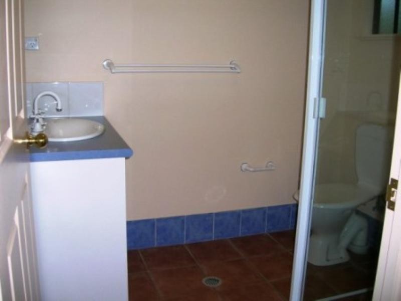 Bentley Park QLD 4869