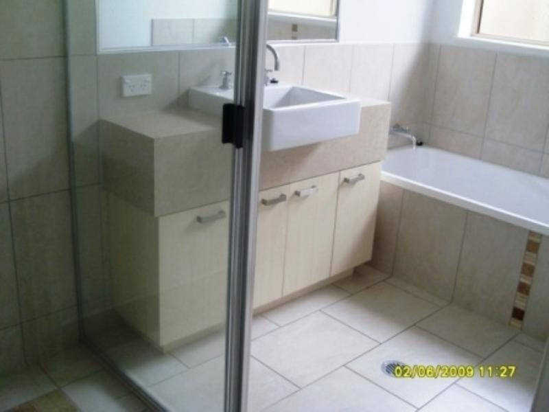 Bentley Park QLD 4869