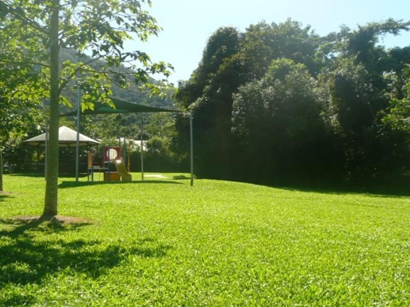 Bentley Park QLD 4869