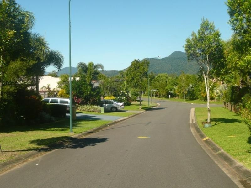 Bentley Park QLD 4869