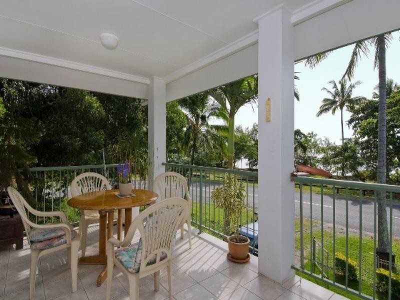 71 Casuarina Street, Holloways Beach QLD 4878